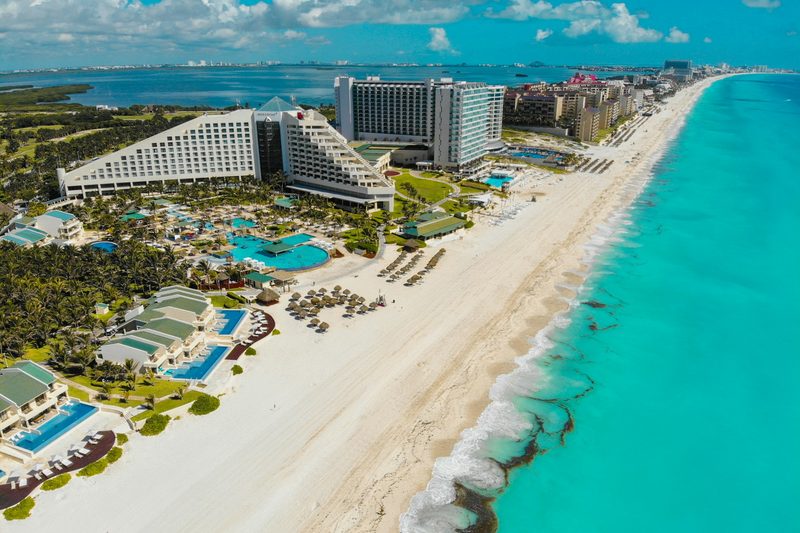 Cancún cityscape